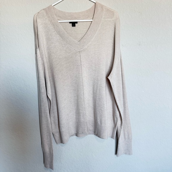 Ann Taylor Long Sleeve Beige sweater Sz XL - Picture 1 of 7